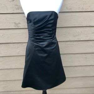 ☀️☀️☀️ 4/$20 JS Boutique ruched cocktail dress